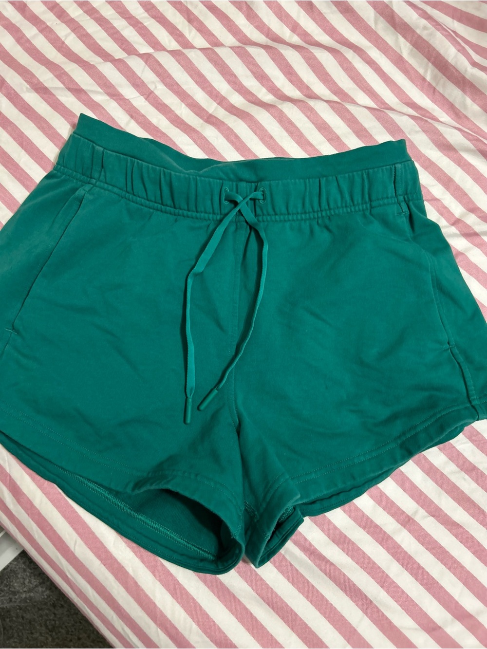 lululemon athletica inner glow shorts
